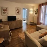 New Cosy In Paris